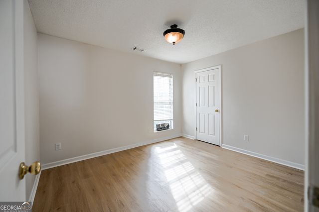 1570 Swan Valley Court, Lawrenceville, GA 30043