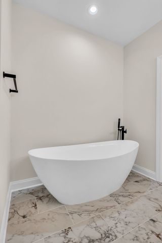 104 Stonebrook Dr, Shelbyville, TN 37160