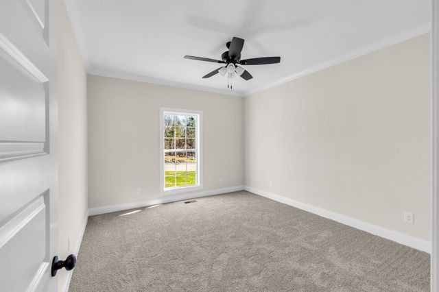 104 Stonebrook Dr, Shelbyville, TN 37160