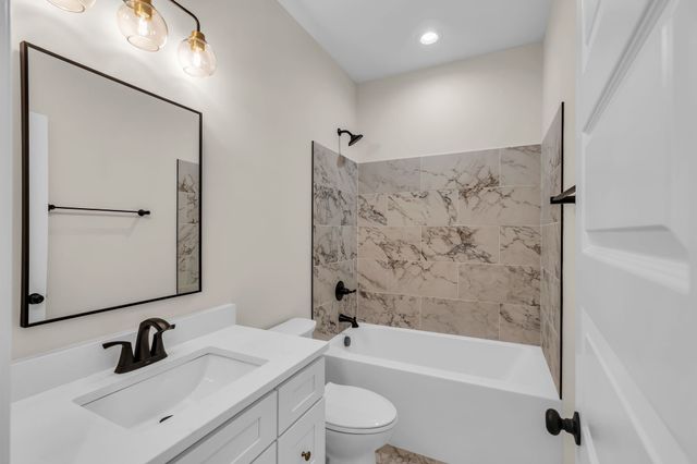 104 Stonebrook Dr, Shelbyville, TN 37160