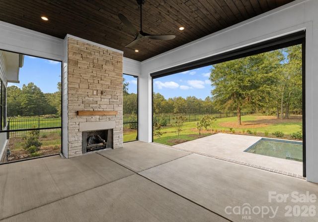 8903 New Town Road, Waxhaw, NC 28173
