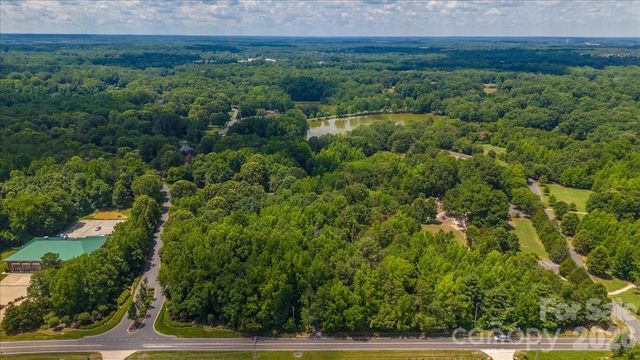 8903 New Town Road, Waxhaw, NC 28173