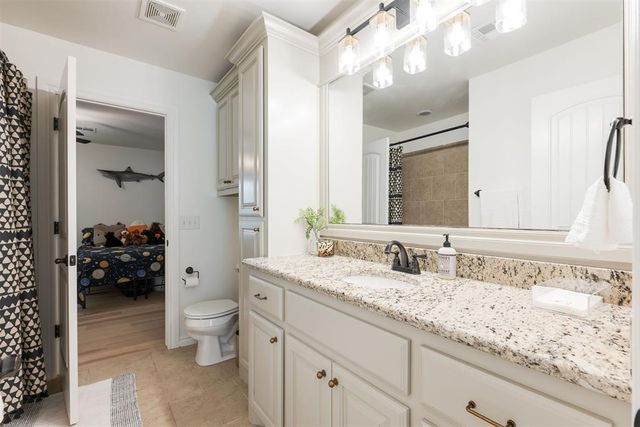 535 Eagle Lake Lane, Newcastle, OK 73065