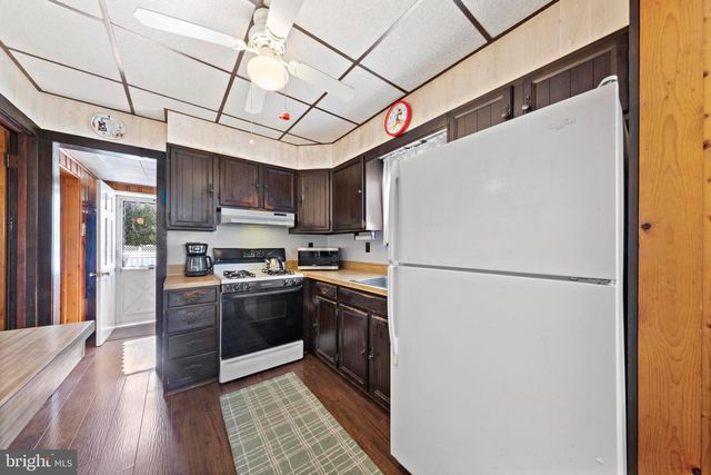 16 E PAULDING AVE, Long Beach Township, NJ 08008