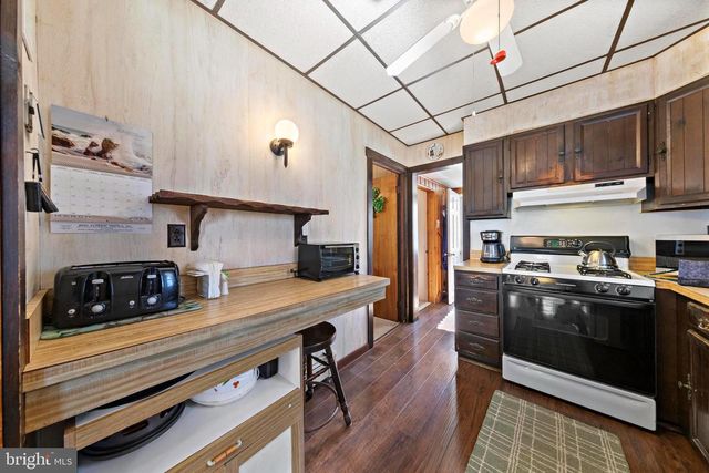 16 E PAULDING AVE, Long Beach Township, NJ 08008