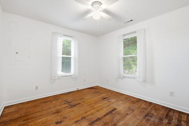 1127 N Jefferson Drive, Huntington, WV 25701