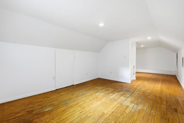 1127 N Jefferson Drive, Huntington, WV 25701
