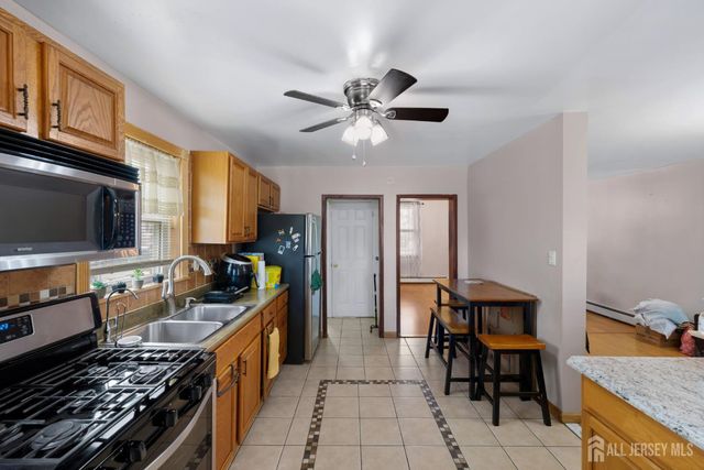 724 Charles Street, Perth Amboy, NJ 08861
