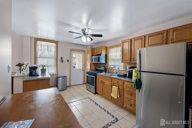 724 Charles Street, Perth Amboy, NJ 08861