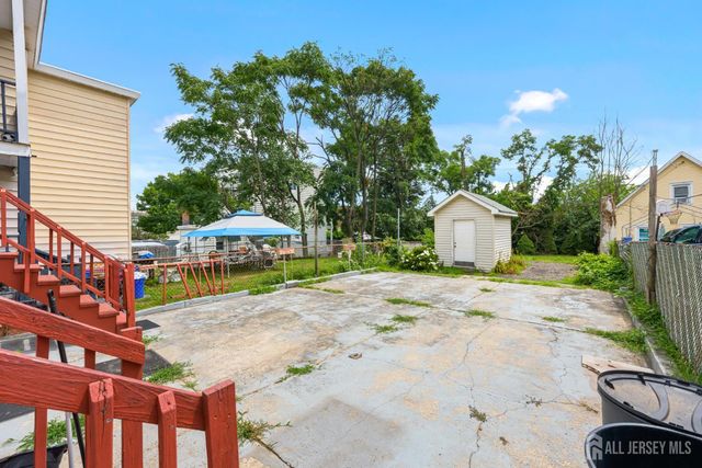 724 Charles Street, Perth Amboy, NJ 08861