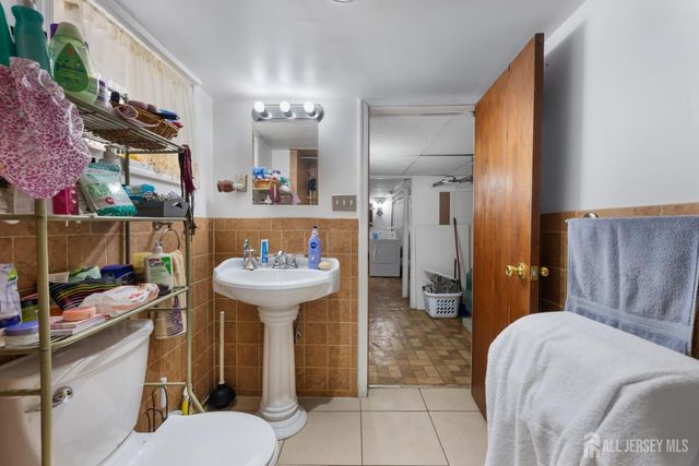 724 Charles Street, Perth Amboy, NJ 08861