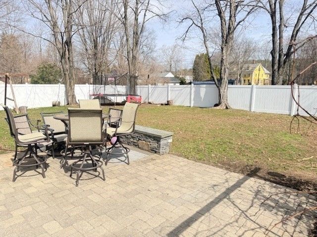 244 Crosby Rd A, Berlin, MA 01503