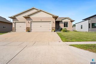 4305 N Ohio Ave, Sioux Falls, SD 57107