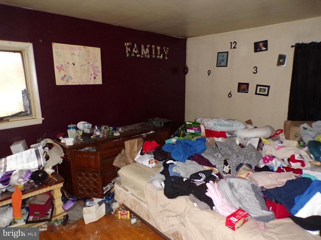 65 TRENT RD, Blackwood, NJ 08012