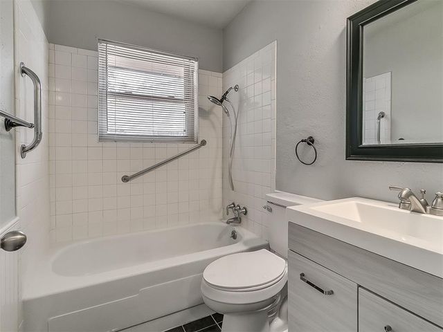 4713 Lunow Drive, Oklahoma City, OK 73135
