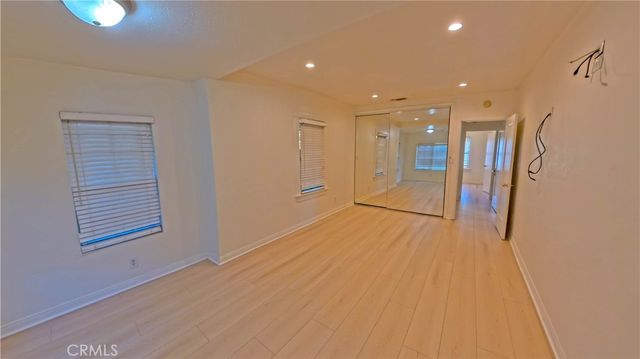 300 N Carmelo, Pasadena, CA 91107