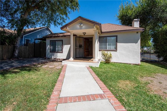 300 N Carmelo, Pasadena, CA 91107
