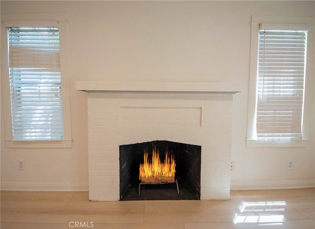 300 N Carmelo, Pasadena, CA 91107