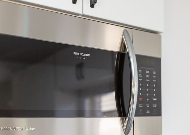 521 N LAKE Street, Crescent City, FL 32112