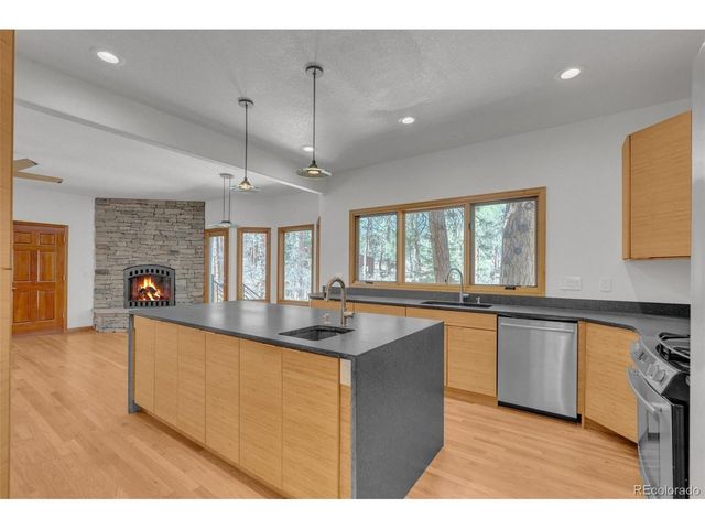 7045 Perry Park Blvd, Larkspur, CO 80118