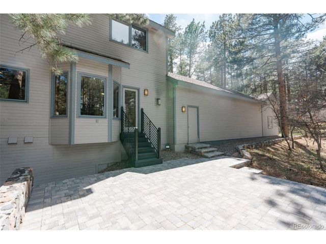 7045 Perry Park Blvd, Larkspur, CO 80118