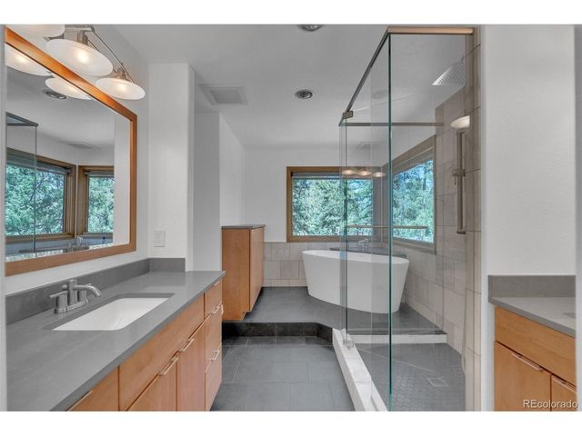 7045 Perry Park Blvd, Larkspur, CO 80118