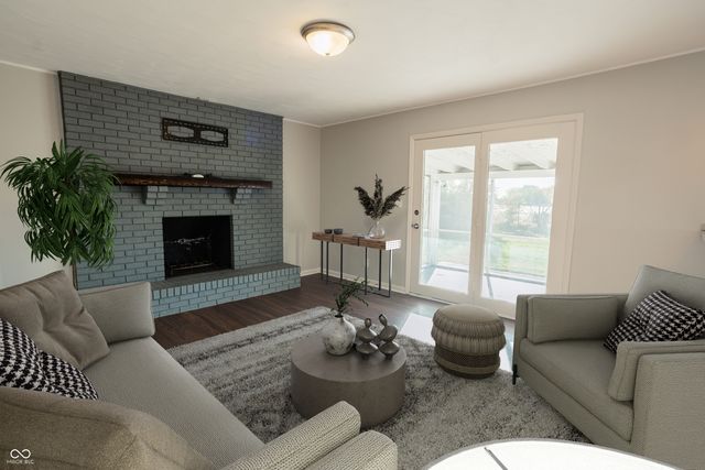 10080 N Balfer Drive W, Fortville, IN 46040