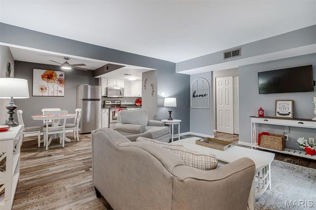 1419 Durango Lane 1, Fenton, MO 63026