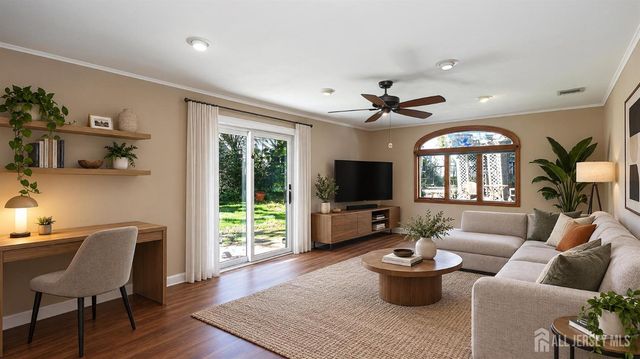 12 Nightingale Street, Edison, NJ 08820