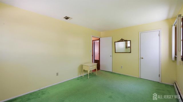 12 Nightingale Street, Edison, NJ 08820