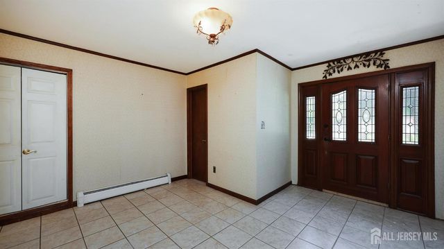 12 Nightingale Street, Edison, NJ 08820