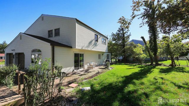 12 Nightingale Street, Edison, NJ 08820