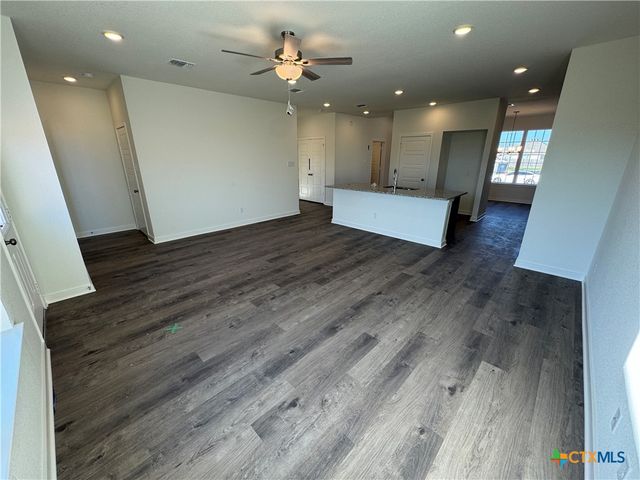 2108 Meridian Loop, Temple, TX 76504