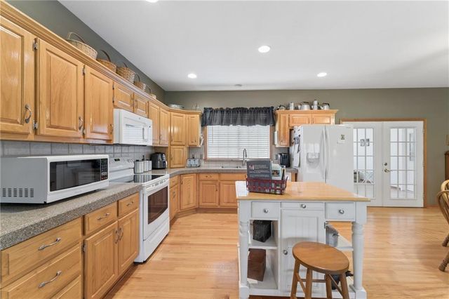 1897 NW 255th Road, Kingsville, MO 64061