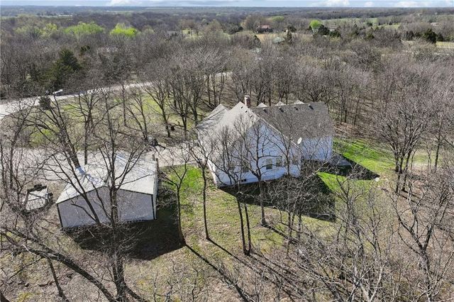 1897 NW 255th Road, Kingsville, MO 64061