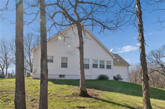 1897 NW 255th Road, Kingsville, MO 64061