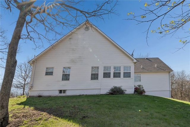 1897 NW 255th Road, Kingsville, MO 64061