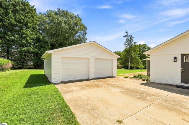 401 Wemberly Lane, Simpsonville, SC 29681