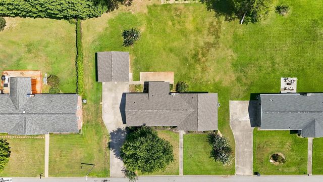 401 Wemberly Lane, Simpsonville, SC 29681
