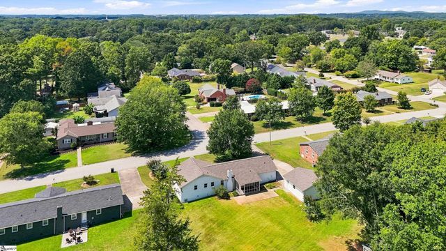 401 Wemberly Lane, Simpsonville, SC 29681