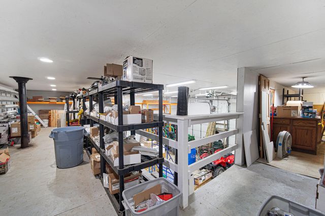 679 N 700 W, Hobart, IN 46342