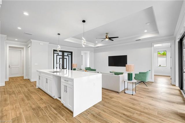 2675 35th AVE NE, Naples, FL 34120