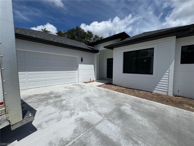 2675 35th AVE NE, Naples, FL 34120