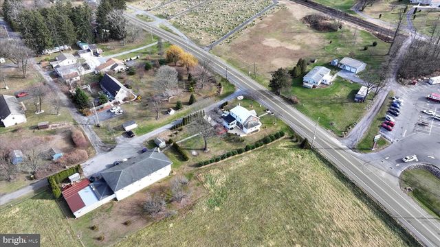 401 PARK RD, Fleetwood, PA 19522