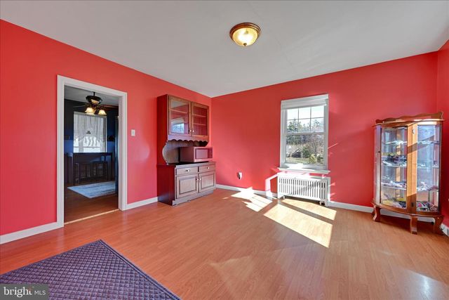 401 PARK RD, Fleetwood, PA 19522