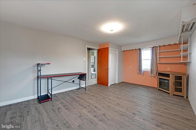 401 PARK RD, Fleetwood, PA 19522