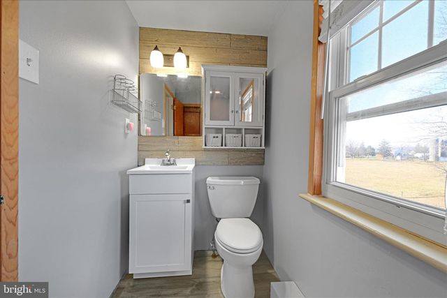 401 PARK RD, Fleetwood, PA 19522