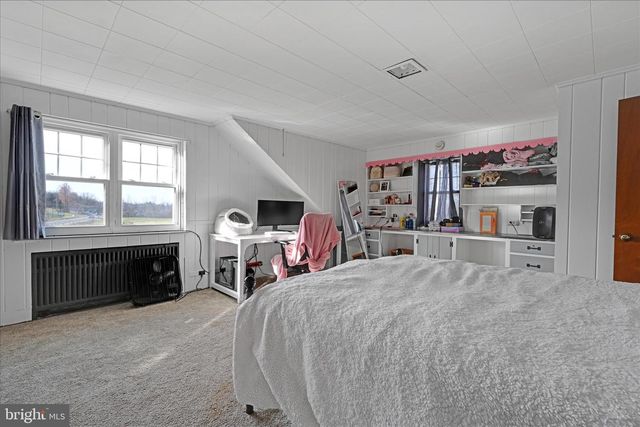 401 PARK RD, Fleetwood, PA 19522