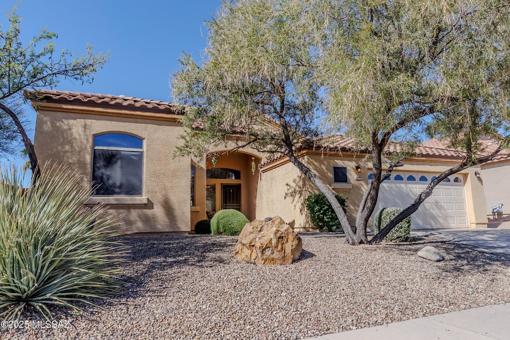 3600 S Prism Sky Drive, Tucson, AZ 85735
