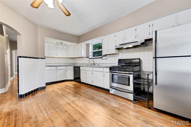 6563 Hoffman Avenue, St Louis, MO 63139